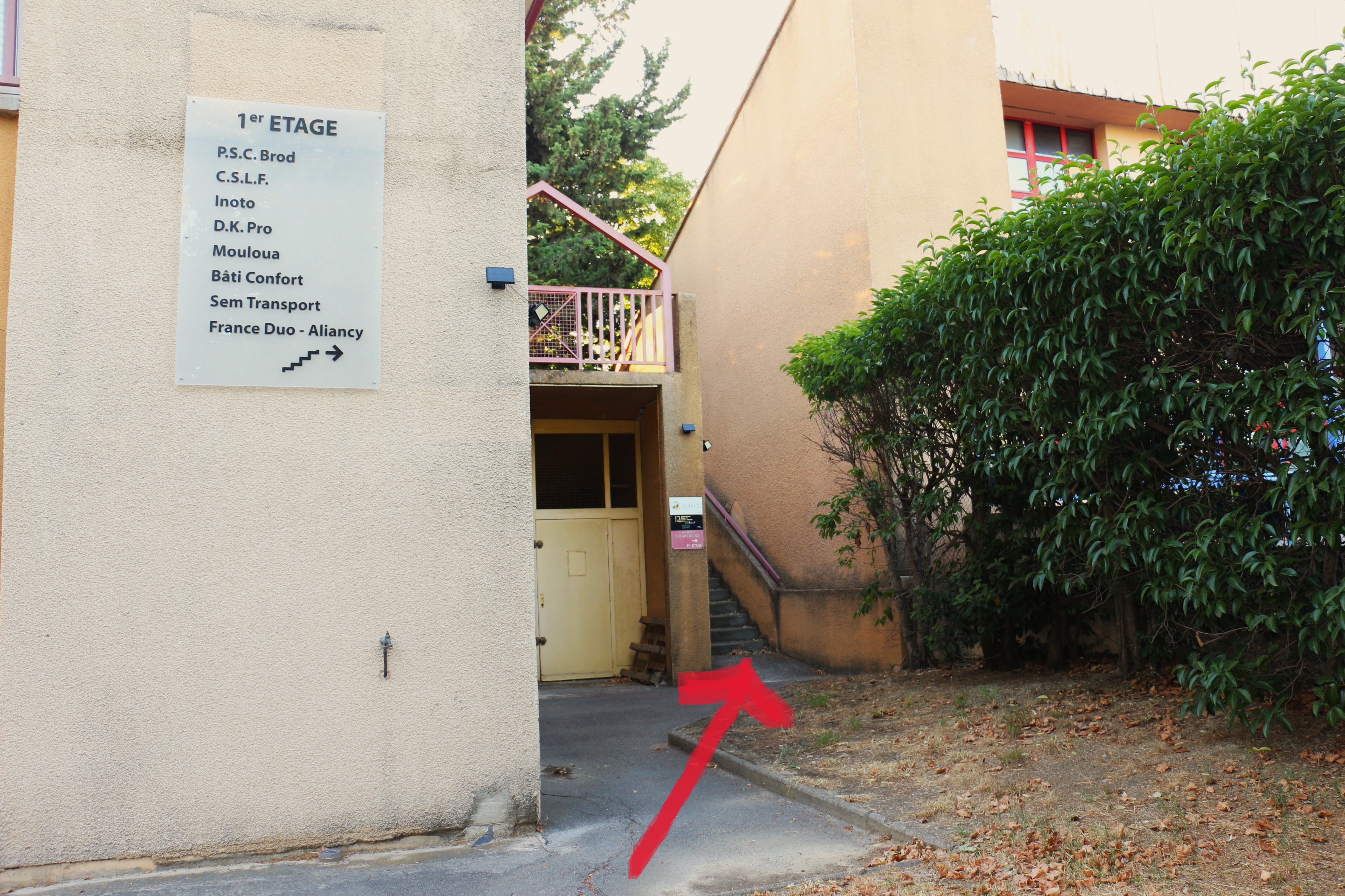 Accès depuis le parking